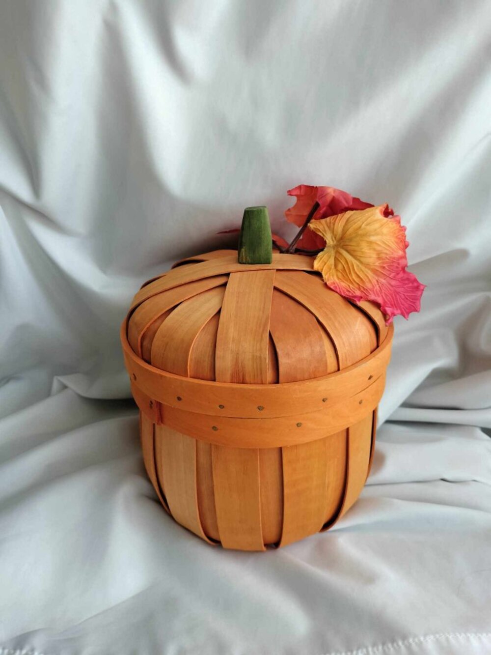 Pumpkin Wooden Bushel 8.5" Basket With Lid Halloween Candy Fall Holiday Decor